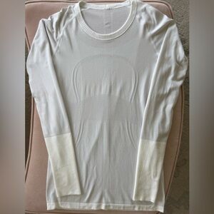 🍋 Lululemon White Long Sleeve Swiftly Tee Top